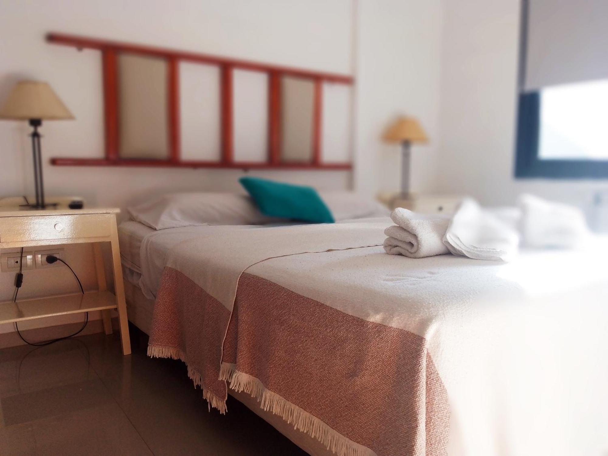 Departamento Alberdi Apartment Cordoba Bagian luar foto